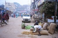 Varanasi - ranni trziste